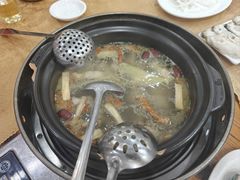 -濠轩阁特色生蚝火锅(水湾路店)