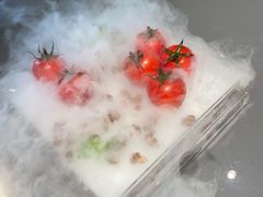 番茄脆菇沙拉-小大董·烤鸭(观景餐厅·南京西路店)