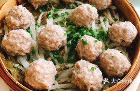 Steamed Liuyang Meatballs