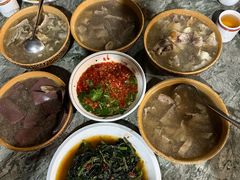 -汤锅大王(新平曹苏黄牛汤锅有限公司)