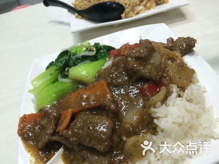 黑胡椒牛肉饭