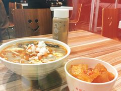 三鲜-西环肥仔螺蛳粉(南宁第一分店)