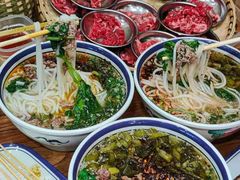 -云阿蛮云南生烫牛肉米线(奉贤路店)