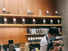 -星巴克臻选(青岛金狮广场店)