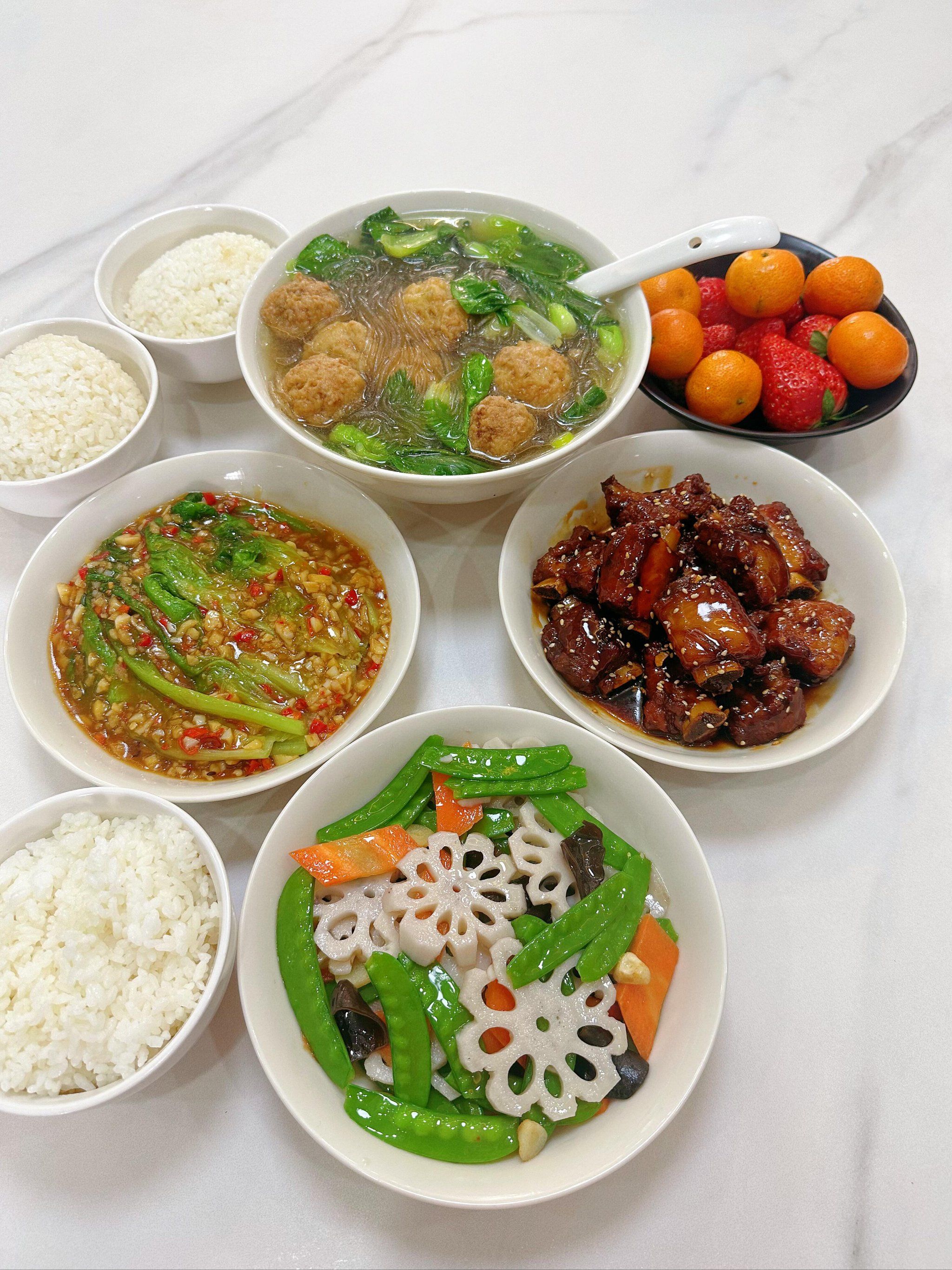 不点外卖,一家三口的家常晚餐