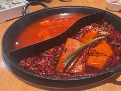 -三个四川人火锅(华联商厦店)