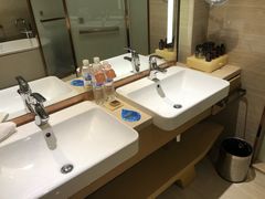 -青岛天瑞星空酒店