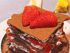 -W COLLECTIVE  DESSERT SHOP