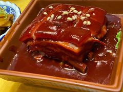 松仁樱桃肉-大鸿运酒店·苏州菜·松鼠桂鱼(观前街店)