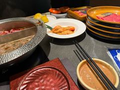 -牛YO寿喜烧·铁板烧和牛火锅自助(市府恒隆店)