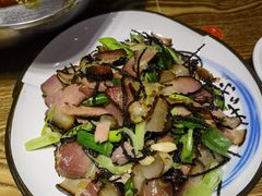 -乡土特色.冷锅鱼.牦牛肉汤锅