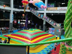 -蒙特利亲子乐园