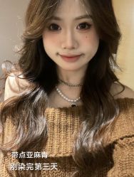 -丝语萱形象