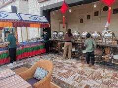 -拉萨圣地天堂洲际大饭店-自助餐厅