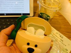 -星巴克臻选(华堂·新辰汇店)