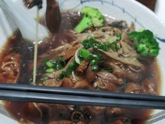老卤肥肠面-囿面传统制面馆(中央路店)