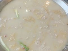 -老来福·非遗酸汤兔(凯旋路店)