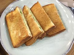 咖椰吐司-HELLO 27 意面·沙拉·帕尼尼