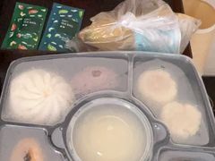 -桔子酒店(上海西藏北路地铁站店)