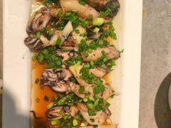 -休记光头香辣蟹干锅店(衣冠庙店)