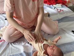 -苏州雏渐肥月嫂