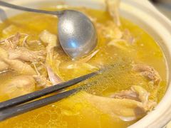 招牌清炖鸡汤-房陵农家(东亭店)