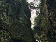 -龙潭大峡谷