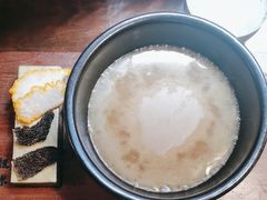 -银米·云南传统过桥米线(双廊黑金冠店)