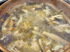 -阿山卓·野生菌火锅·纳西火塘烤肉