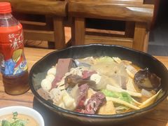-万记麻辣烫国展总店