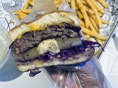 -TRIPS BURGER(大钟寺店)