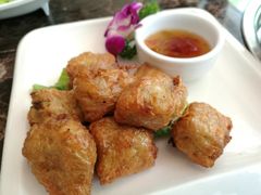 鲜马肉蹄腐皮卷-许府牛杂·鲜牛肉火锅(梁溪万达店)