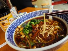 -沪西老弄堂面馆(定西路店)