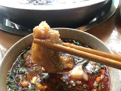 -肖肖酸萝卜鱼火锅(总店)