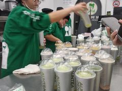 -沪上阿姨·臻选茶饮(上海环球港店)