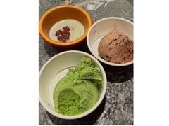 -牛YO寿喜烧·铁板烧和牛火锅自助(市府恒隆店)