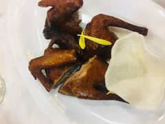 红烧乳鸽-勝記酒家·37年老字号·经典粤菜(荔枝公园店)