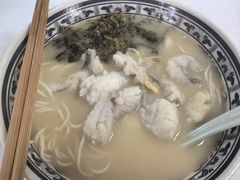 -明呈黄鱼面馆(斜土路店)