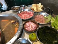 -憨铁匠老火锅(龙岗万科里店)
