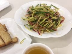 -福鼎轩海鲜大酒楼(皇轩酒店)