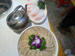 -巴国妹子毛肚火锅(蓝光悦城店)