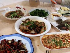 -洪霞餐馆