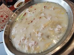 -老来福·非遗酸汤兔(凯旋路店)