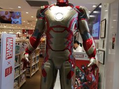 -名创优品(北京新中关购物中心地铁层店)