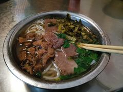 -花溪牛肉粉(八鸽岩店)