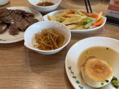 -护国寺小吃店(红莲南路店)