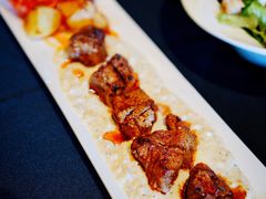 牛肉脊配红椒酱-Efes Turkish & Mediterranean Cuisine 艾菲斯餐厅(陆家嘴店)