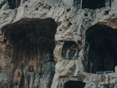 -龙门石窟
