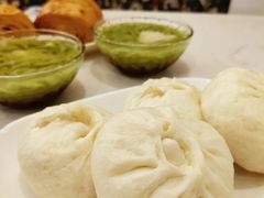 李与白酱肉包-李与白包子铺(桐梓林店)