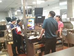 大堂-麦当劳(杭州萧山文源店)